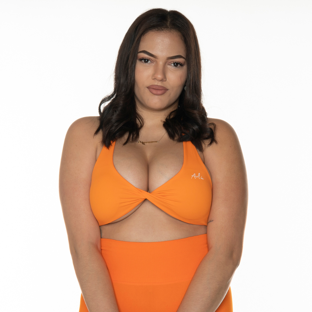 Arlú Twisted Sportsbra